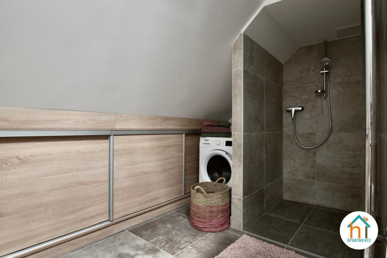Premium Apartment By Hi5 - Penthouse Studio + Rooftop Budapest Bagian luar foto